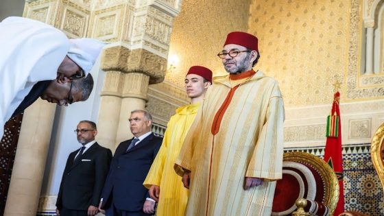 جلالة الملك يستقبل الولاة والعمال الجدد بالقصر الملكي بالرباط ليلة الأمس