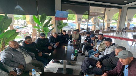 شهدت مدينة تيفلت اليوم تنظيم لقاء تواصلي وتأطيري متميز بإحدى المقاهي المعروفة بالمدينة