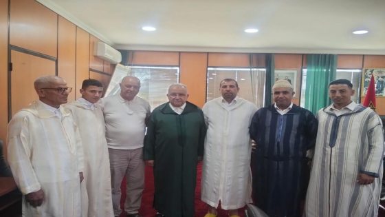 عامل إقليم الخميسات يستقبل السربتين المتأهلتين إلى نهائي جائزة الحسن الثاني للتبوريدة بدار السلام