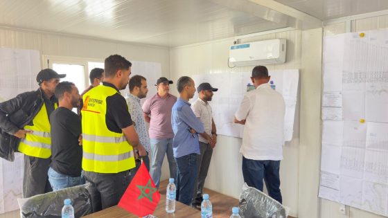 عامل إقليم شيشاوة يقف على تقدم أشغال تهيئة الطريق الإقليمية رقم 2038 الرابطة بين أسيف المال وأداسيل وإميندونيت