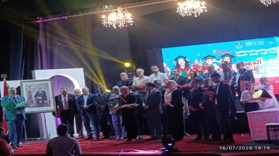 ثانوية الطبري الإعدادية تتوج بدرع التميز الجهوي.. تتويج لمسيرة من العطاء والريادة