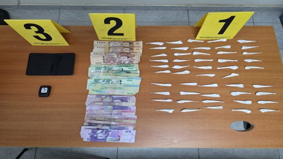 عناصر الأمن بمفوضية الشرطة بأصيلة توقف شخصاً متلبساً بحيازة المخدرات الصلبة