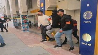 جنـ.ـايات الحسيمة تدين شخصين بـ20 سنة سجنا نافذا بعد سـ.ـطو مسـ.ـلح على وكالة صرف